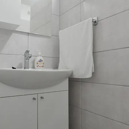 Sandy Beach Apartments Ljubac  Exterior photo