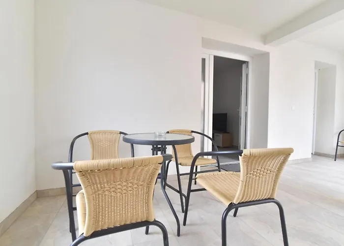 Sandy Beach Apartments