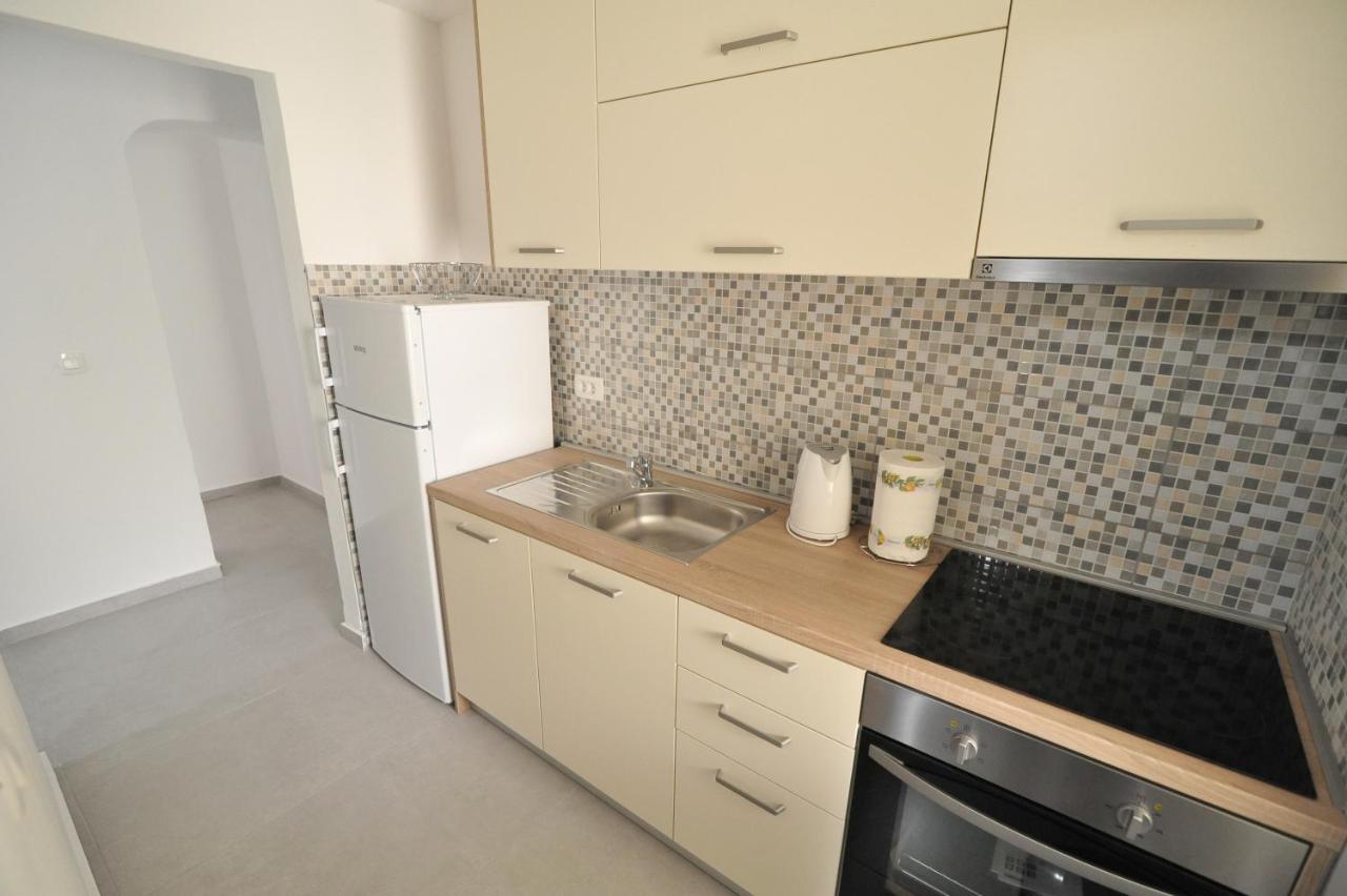 Sandy Apartment