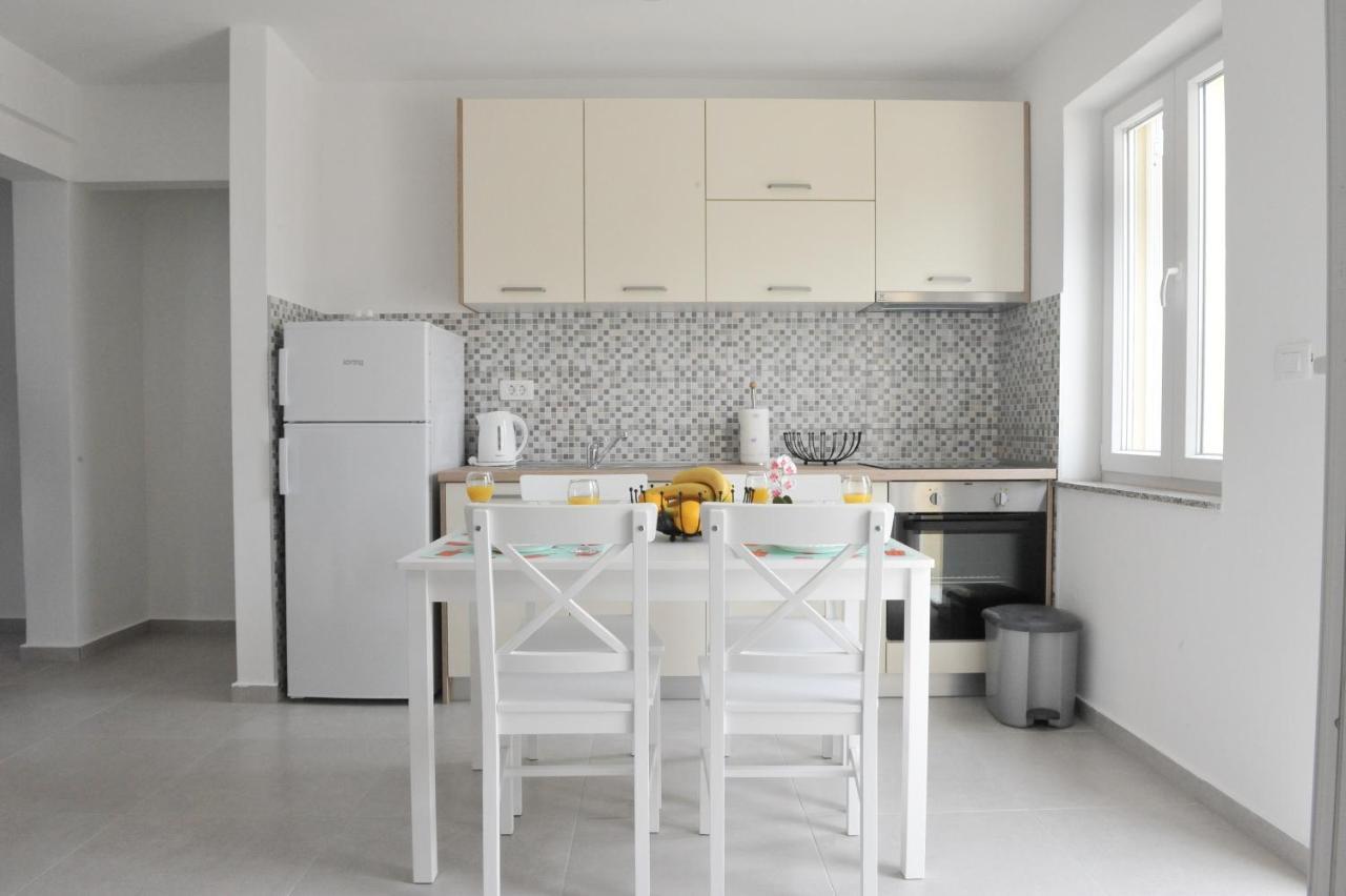 Sandy Apartment