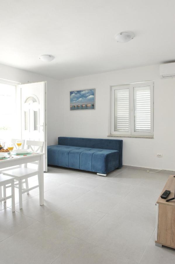 Sandy Apartment